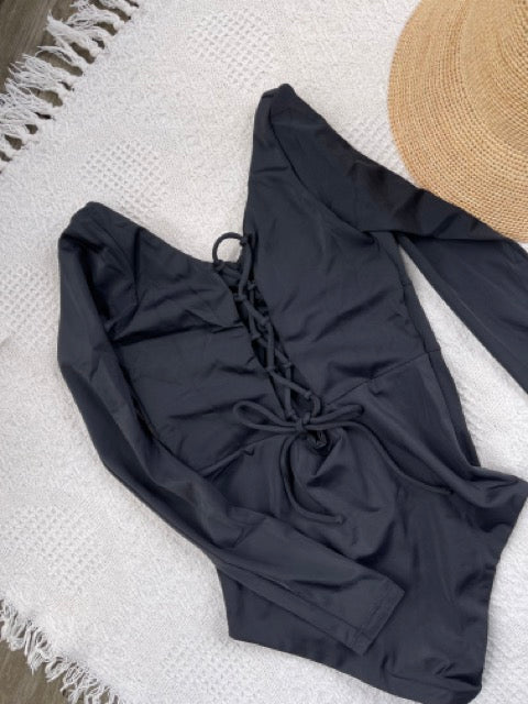 Tina Suits / Black